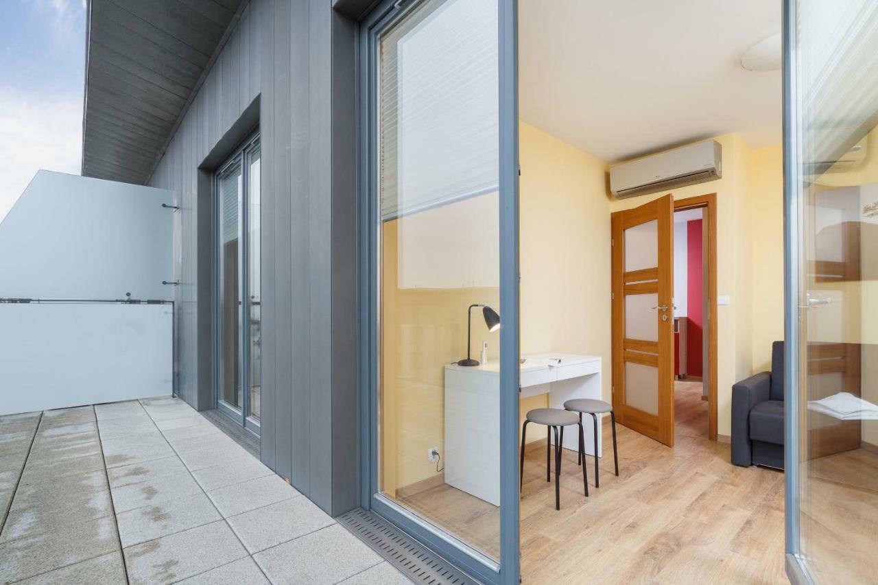 Apartments Krakow Masarska Free Parking By Noclegi Renters Екстериор снимка